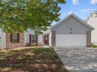 12942 Polo Parc Dr, Saint Louis, MO 63146