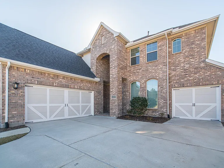 10054 Preserve Way — Photo 4