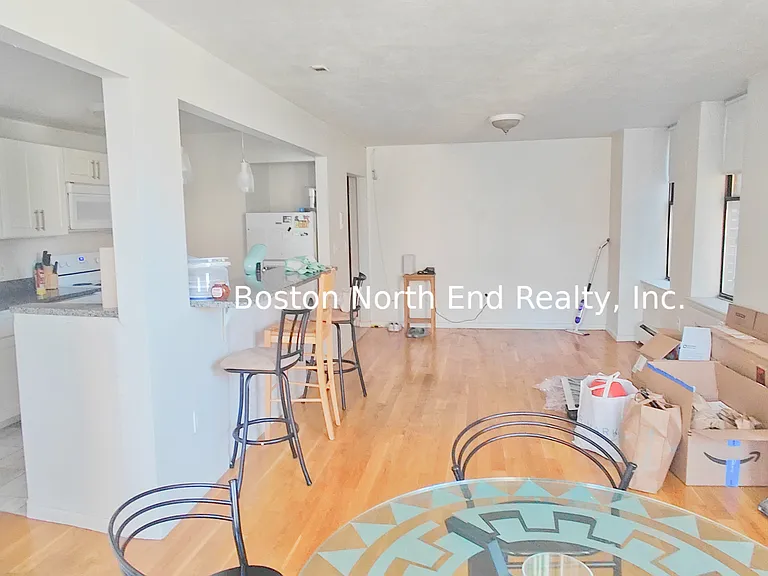 190 North St #5 — Photo 5