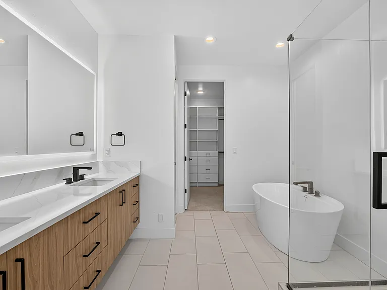 2100 E Island Cove Ln — Photo 16