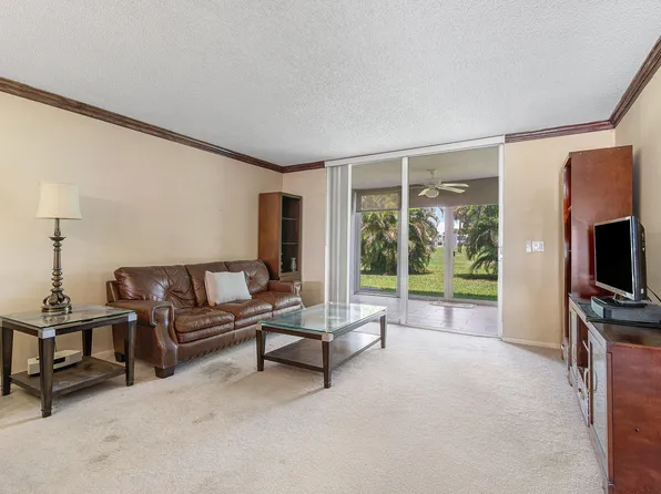 7610 NW 18th Street #102, Margate, FL 33063