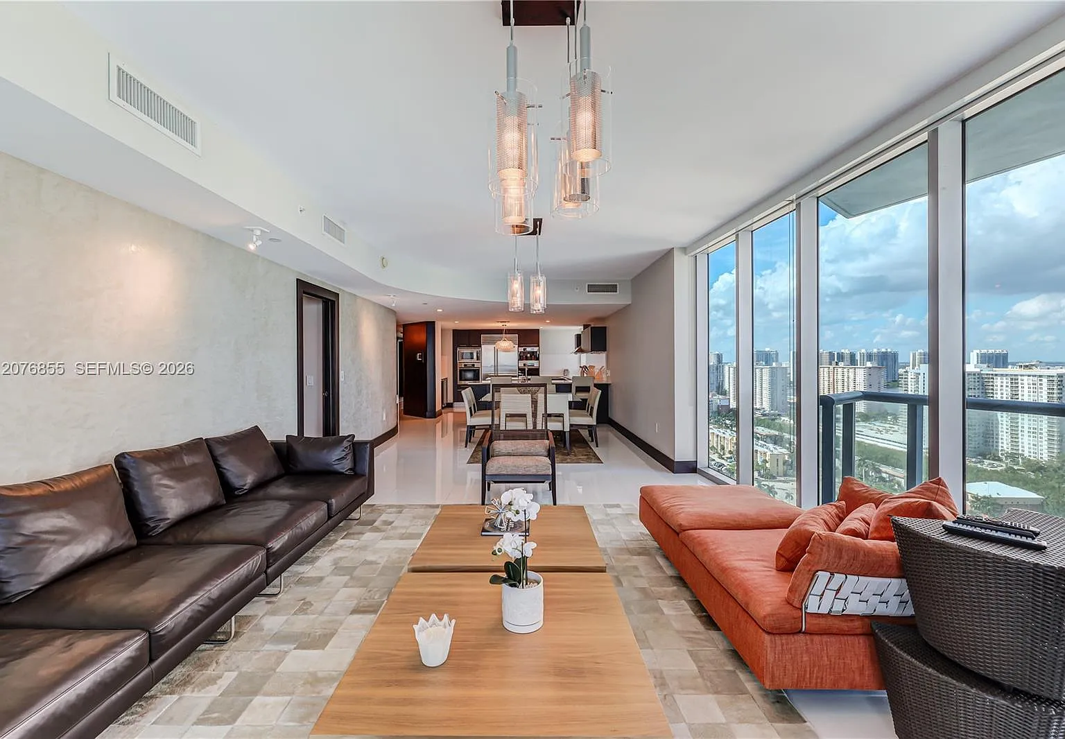Jade Beach Condo — Photo 4
