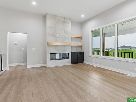 5th image of 12363 Windsor Dr