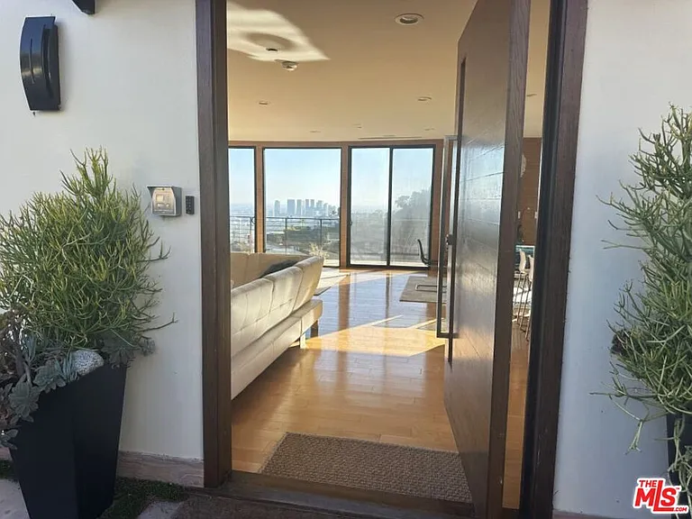 9300 Warbler Way — Photo 36