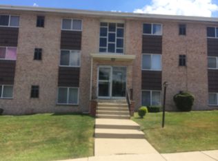 300 Park Ave #37, West Mifflin, PA 15122