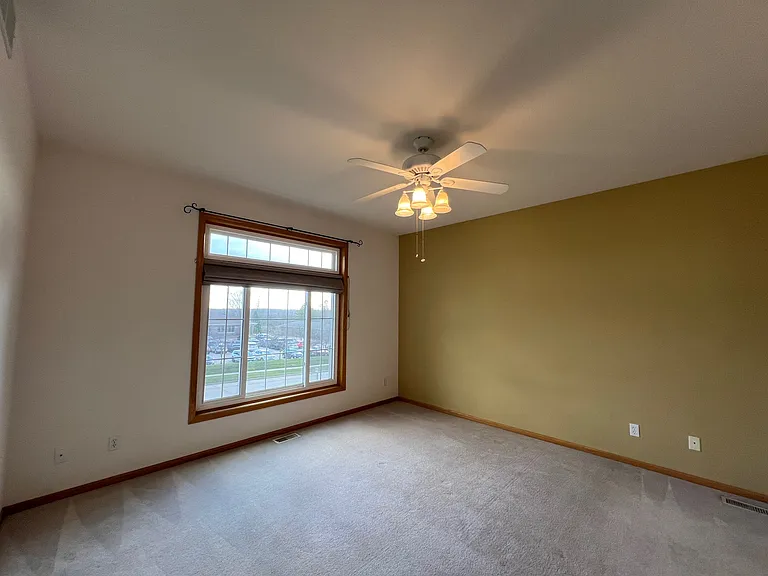 1725 S 50th St #192 — Photo 7