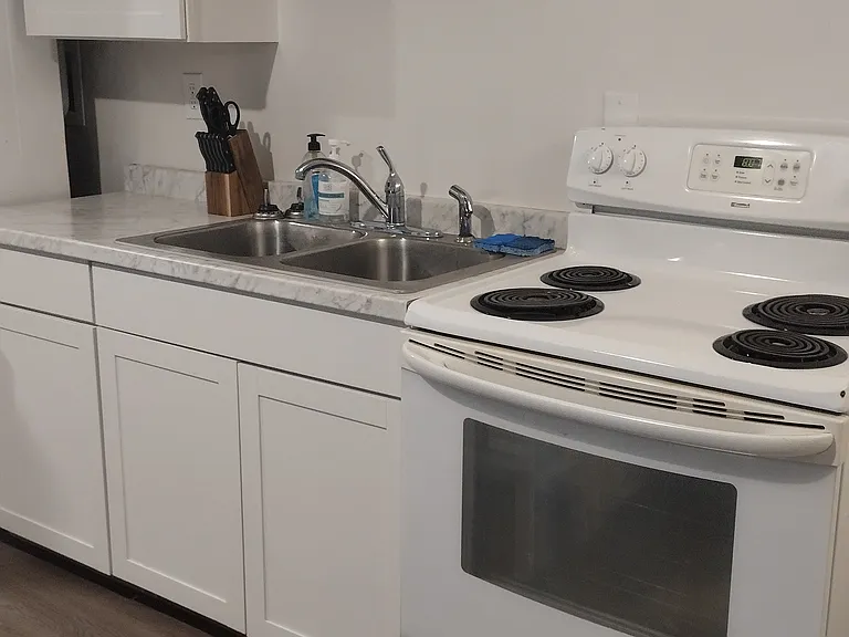 346 Hazel Lawn Dr #4 — Photo 7