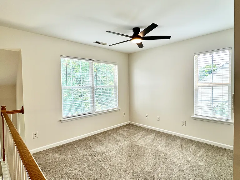 627 Rock Lake Gln — Photo 15