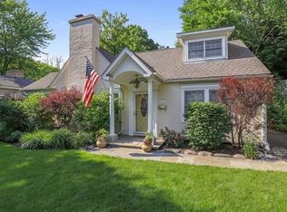 720 Highview Ter, Lake Forest, IL 60045