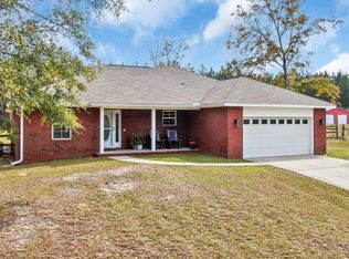 61 Ruckel Dr, Defuniak Springs, FL 32433