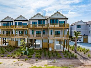 124 Shell Rd, Surf City, NC 28445