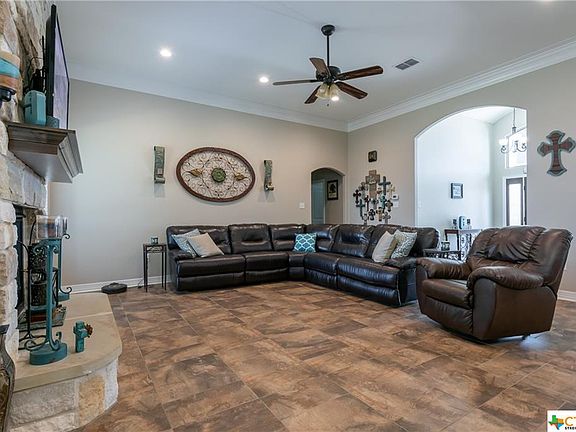 4th image of 1226 Windsong Cir