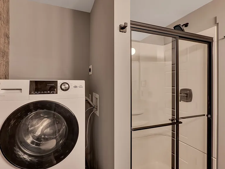 36 Pawling Ave #203 — Photo 10