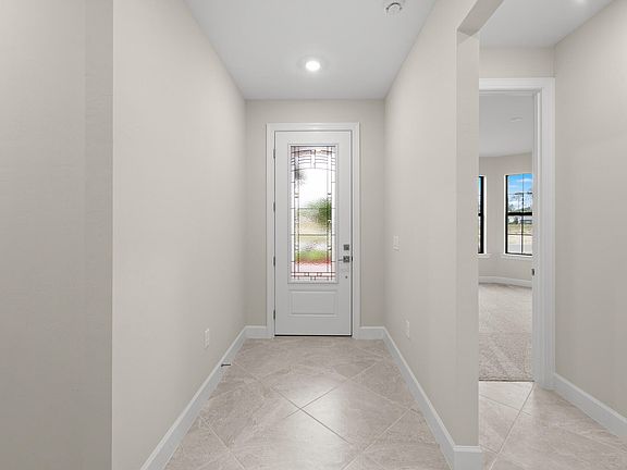 5th image of 3922 E Hampton Circle