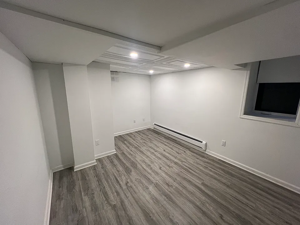 1594 Hague Ave #2