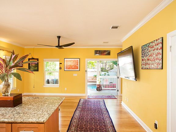 4th image of 1613 Sunshine Dr