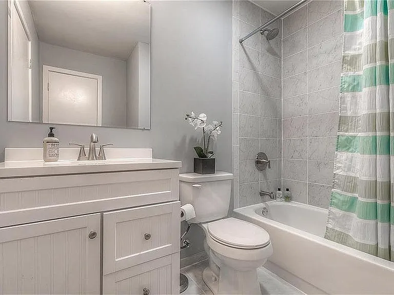 5802 W 75th Ter — Photo 15