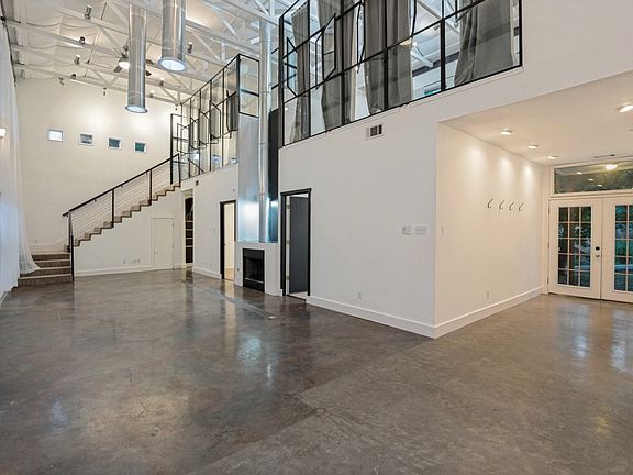 4th image of 1233 Lady Ln