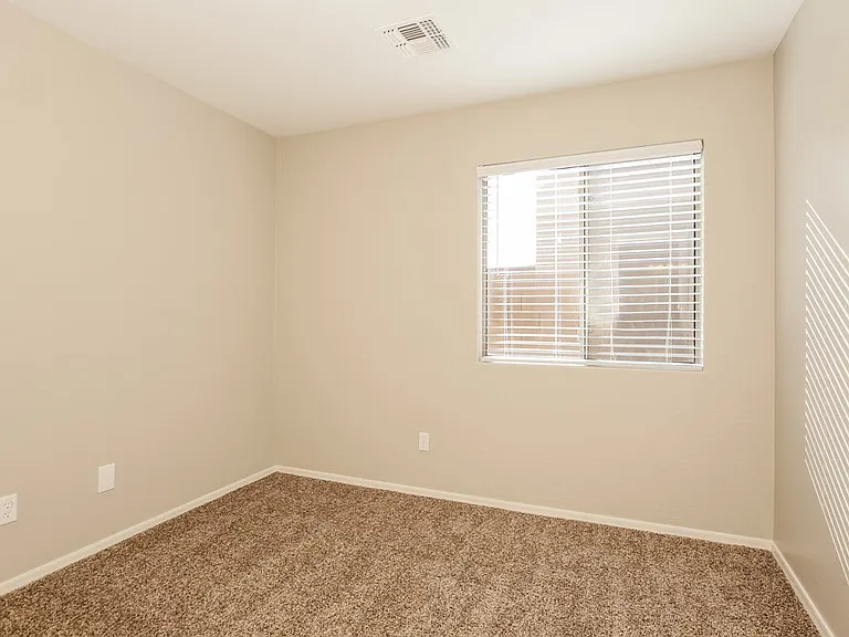 16245 W Calavar Rd — Photo 15