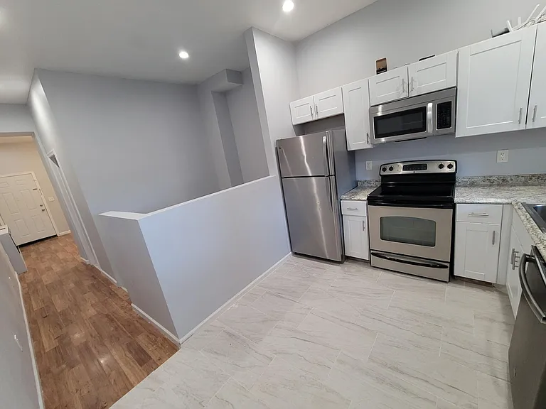 2635 N Calvert St #1 — Photo 5