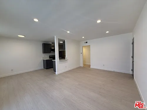 3843 Prospect Ave #5 Photo 1
