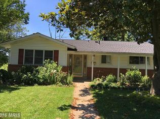 7811 Bristow Dr, Annandale, VA 22003