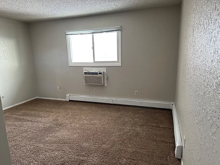 Unit Photo