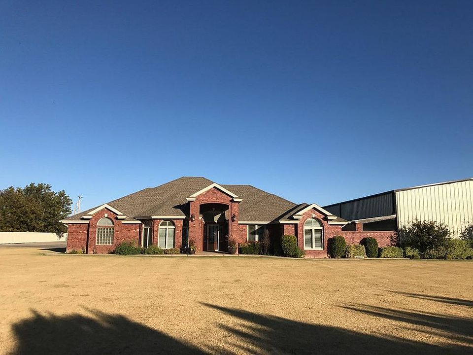 1st image of 1818 N Highway 385