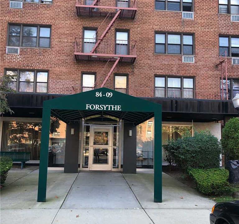 1st image of 8409 155th Ave APT Le