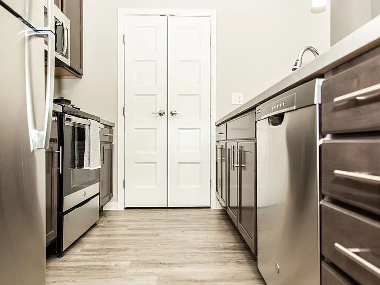 Dwell at Lakewood Apartments — Photo 38
