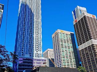 1 Yorkville Ave #1802, Toronto, ON