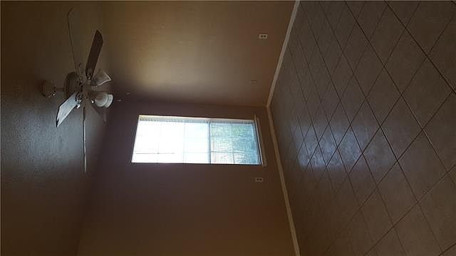 1st image of 1550 Butterfield Dr