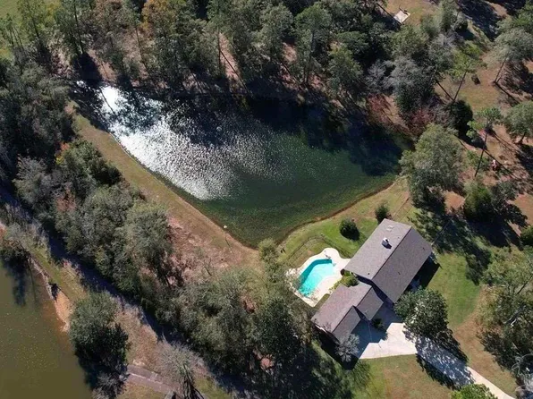 2191 Chance Rd, Molino, FL 32577