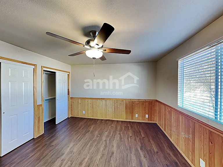 1261 E 3075 N — Photo 7
