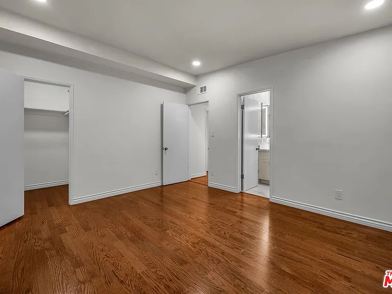 5350 S Slauson Ave — Photo 10