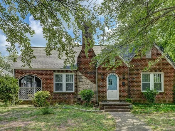 1215 Richardson Dr, Reidsville, NC 27320