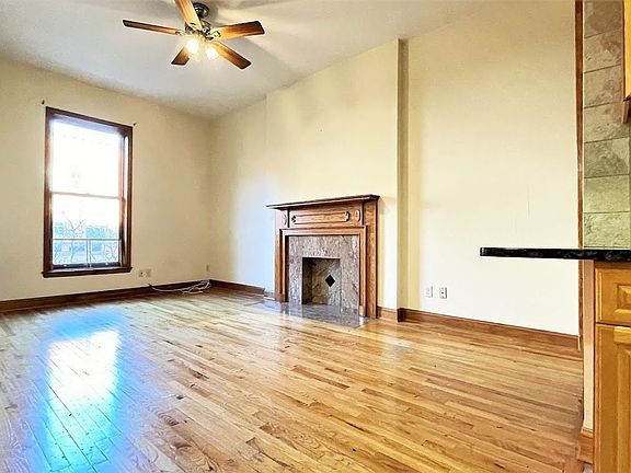 2nd image of 44 W 88th St #88