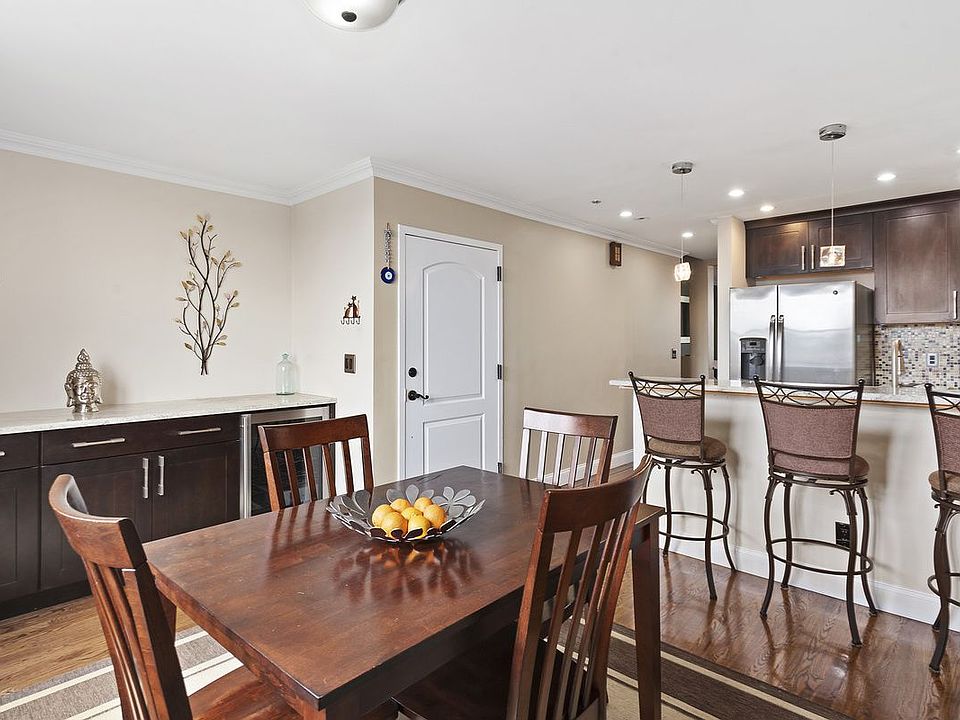 1st image of 231 Admiral Ln #2231H