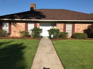 860 Voohries Dr, Baton Rouge, LA 70815