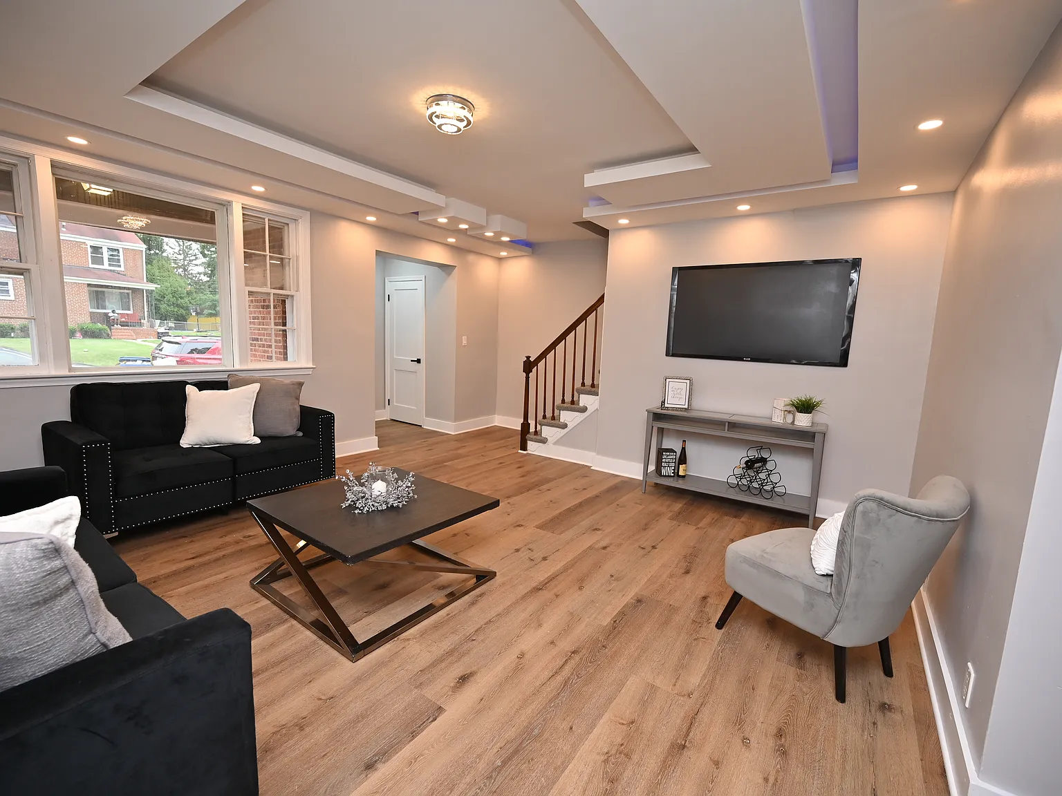 5 bed, 2268 sqft, $2,650 — Photo 3