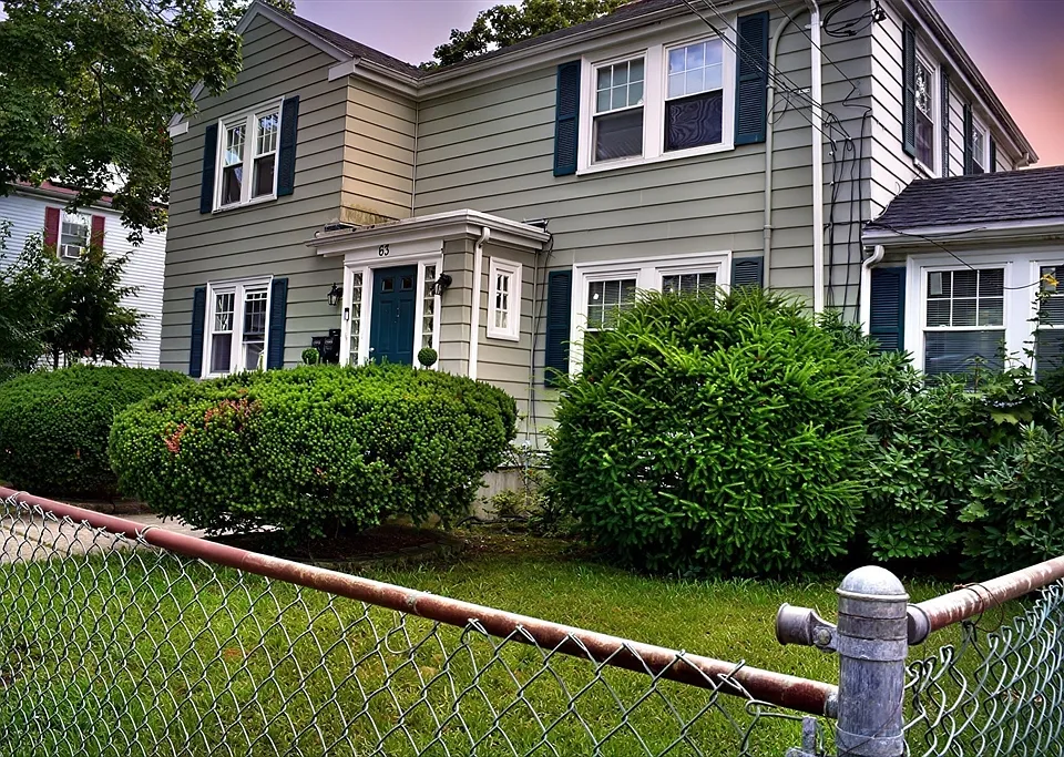 63 Tyler St #1