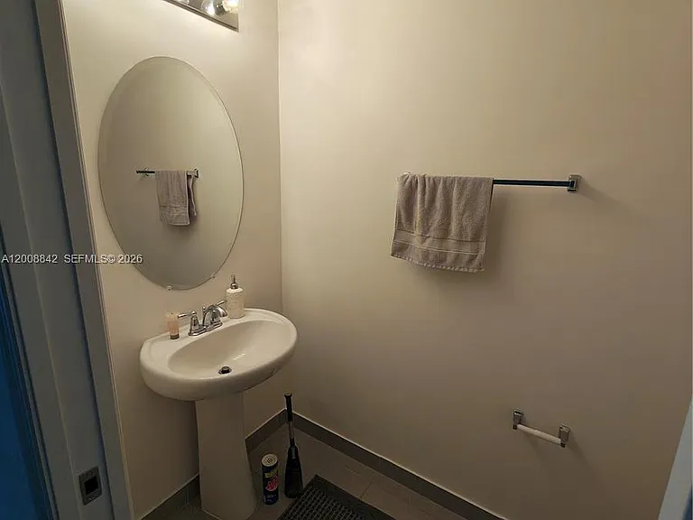 3329 NW 11th Ave #3329 — Photo 13
