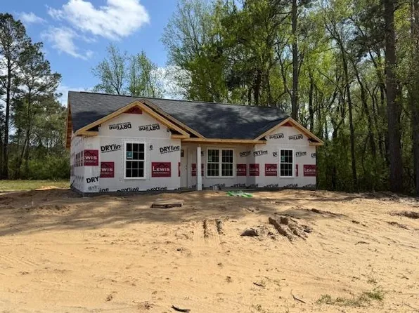 2605 Cottonwood Dr., Loris, SC 29569