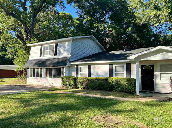 1906 Elaine Ave, Bay Minette, AL 36507