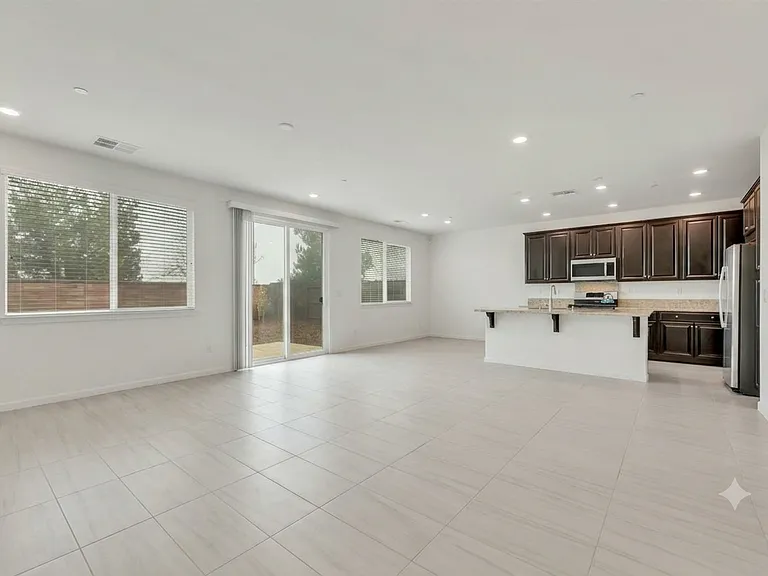 5029 Copper Sunset Way — Photo 3