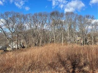 13 Johnson St, Pawcatuck, CT 06379