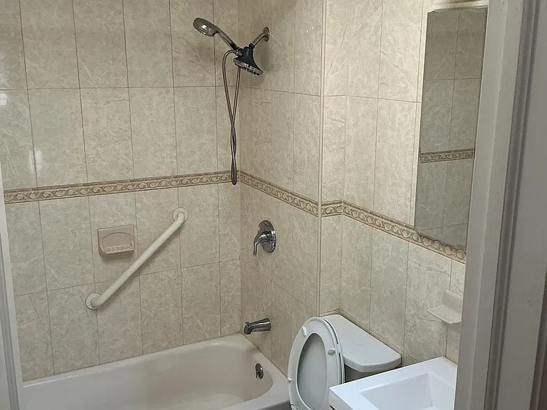 424 Beach 48th St #2 — Photo 14