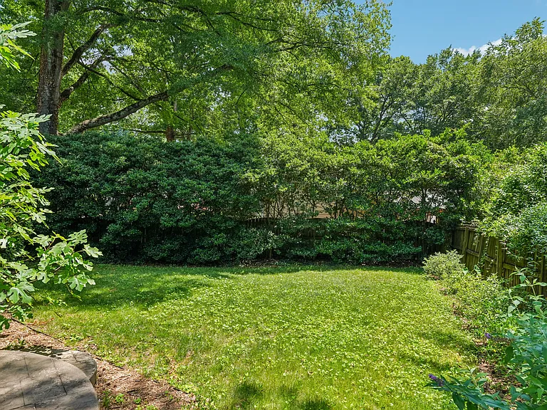 1031 Cutler Pl — Photo 37