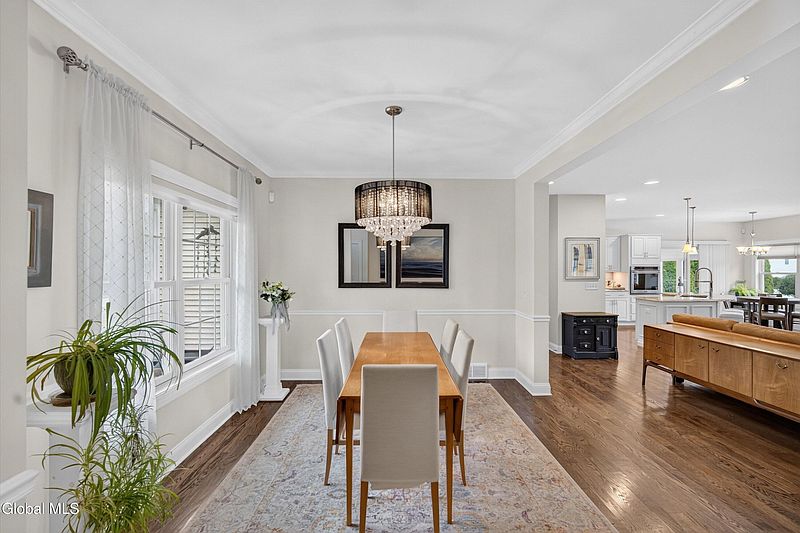 5th image of 6 Isabel Court