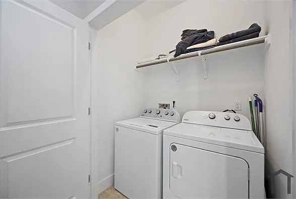 4518 Newberry St #B — Photo 11